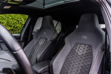 Voertuigafbeelding 9