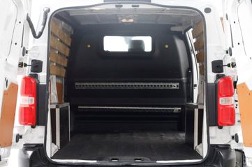 Voertuigafbeelding 4