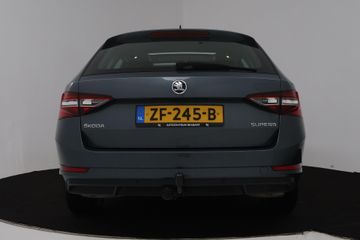 Voertuigafbeelding 10