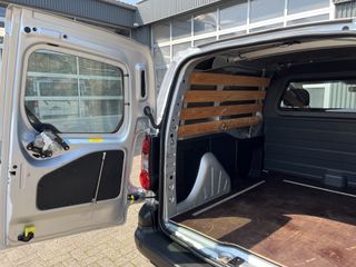 Voertuigafbeelding 18