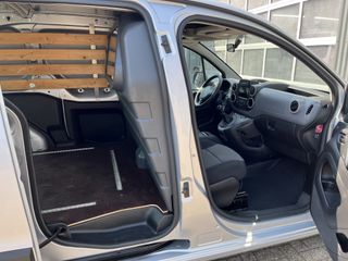 Voertuigafbeelding 7