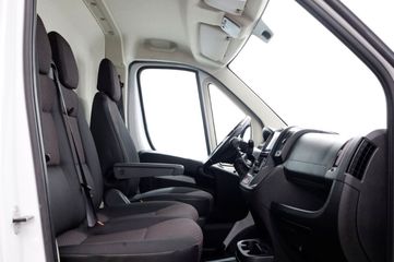 Voertuigafbeelding 2