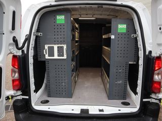 Voertuigafbeelding 3