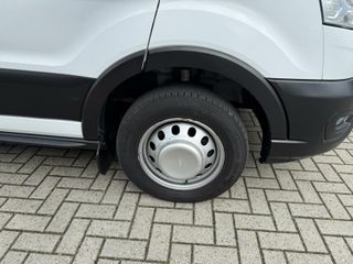 Voertuigafbeelding 8