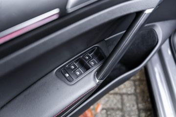 Voertuigafbeelding 44