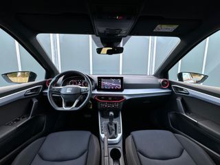 Voertuigafbeelding 8