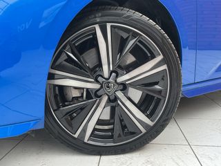 Voertuigafbeelding 3