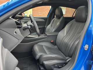 Voertuigafbeelding 8