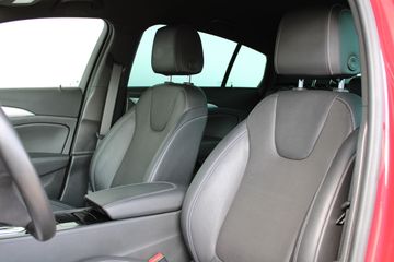 Voertuigafbeelding 10