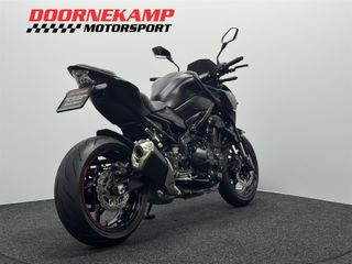 Voertuigafbeelding 14