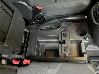 Voertuigafbeelding 38