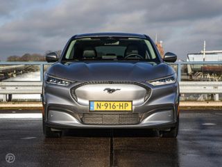 Voertuigafbeelding 3