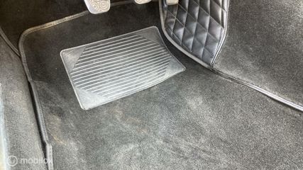 Voertuigafbeelding 35