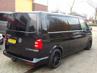 Voertuigafbeelding 4