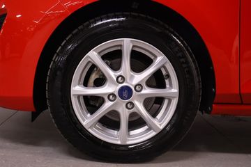 Voertuigafbeelding 4