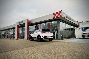 Voertuigafbeelding 6