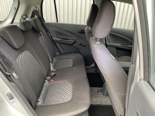 Voertuigafbeelding 16