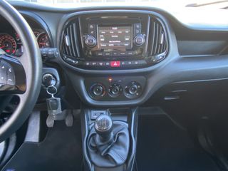 Voertuigafbeelding 13