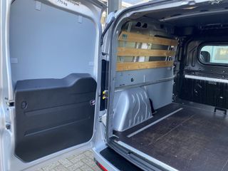 Voertuigafbeelding 17