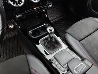 Voertuigafbeelding 32