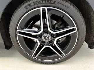 Voertuigafbeelding 35