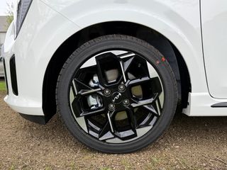 Voertuigafbeelding 10