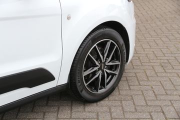 Voertuigafbeelding 5