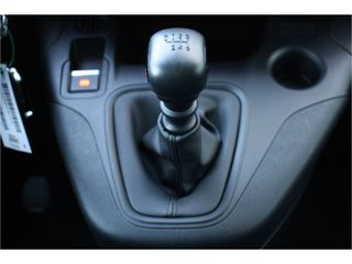 Voertuigafbeelding 32