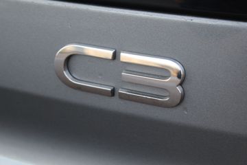 Voertuigafbeelding 34