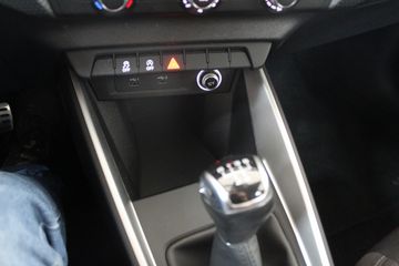 Voertuigafbeelding 22