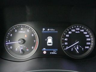 Voertuigafbeelding 12