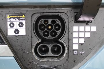 Voertuigafbeelding 13