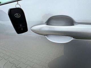 Voertuigafbeelding 6