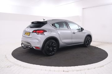 Voertuigafbeelding 2