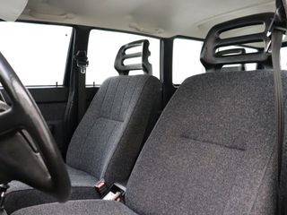 Voertuigafbeelding 12