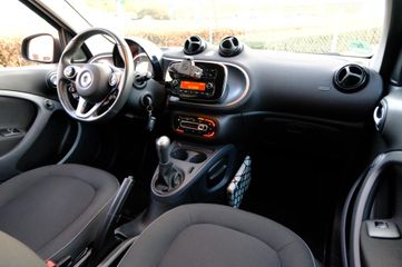 Voertuigafbeelding 4