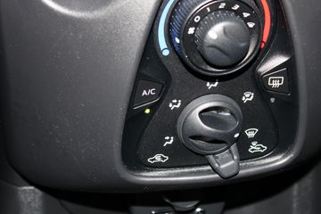 Voertuigafbeelding 11