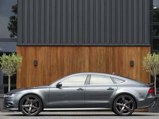 Voertuigafbeelding 4