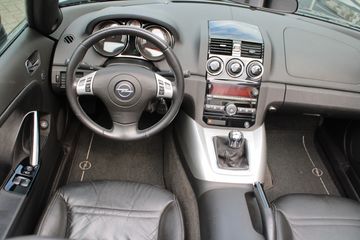 Voertuigafbeelding 8