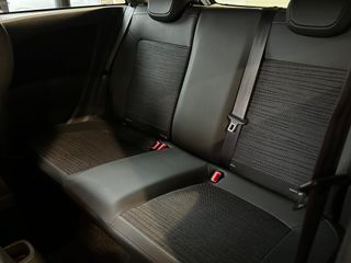 Voertuigafbeelding 30