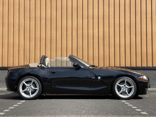 Voertuigafbeelding 4