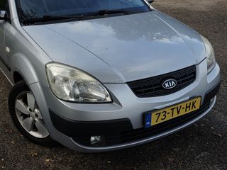 Voertuigafbeelding 4