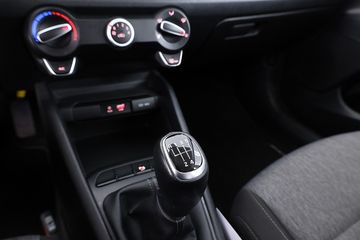 Voertuigafbeelding 12