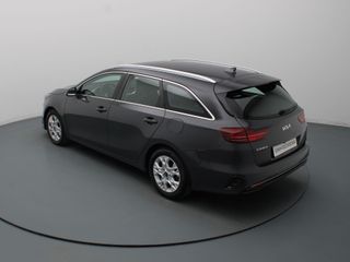 Voertuigafbeelding 12