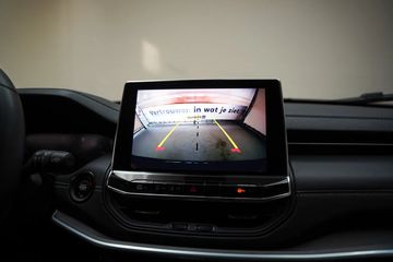 Voertuigafbeelding 4