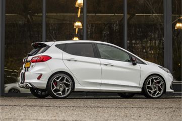 Voertuigafbeelding 4