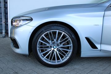 Voertuigafbeelding 8