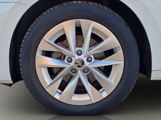 Voertuigafbeelding 32