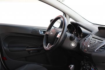 Voertuigafbeelding 7