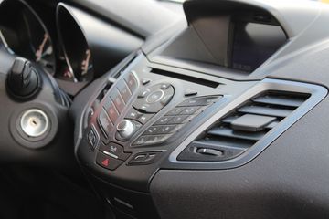 Voertuigafbeelding 9